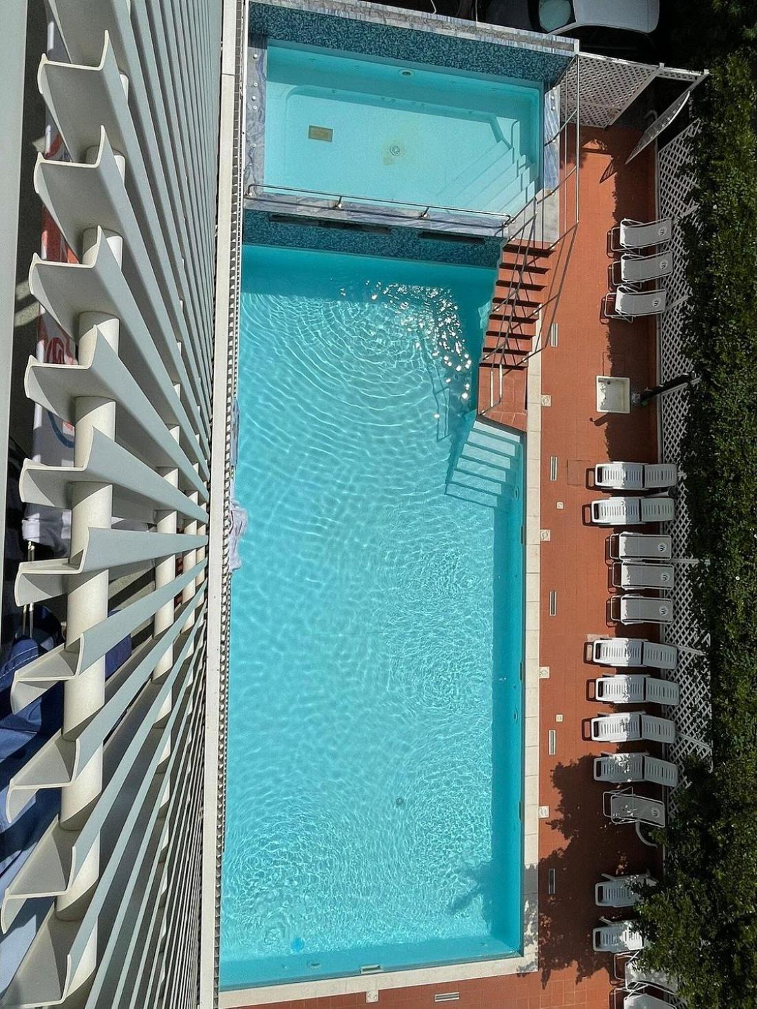 Hotel Delfino Milano Marittima Extérieur photo